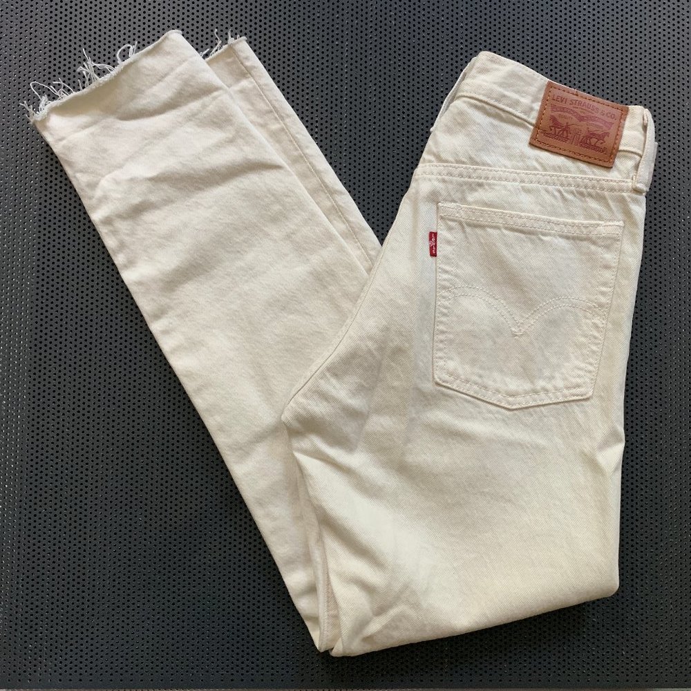 Levi's Wedgie Off-White High Rise Jeans